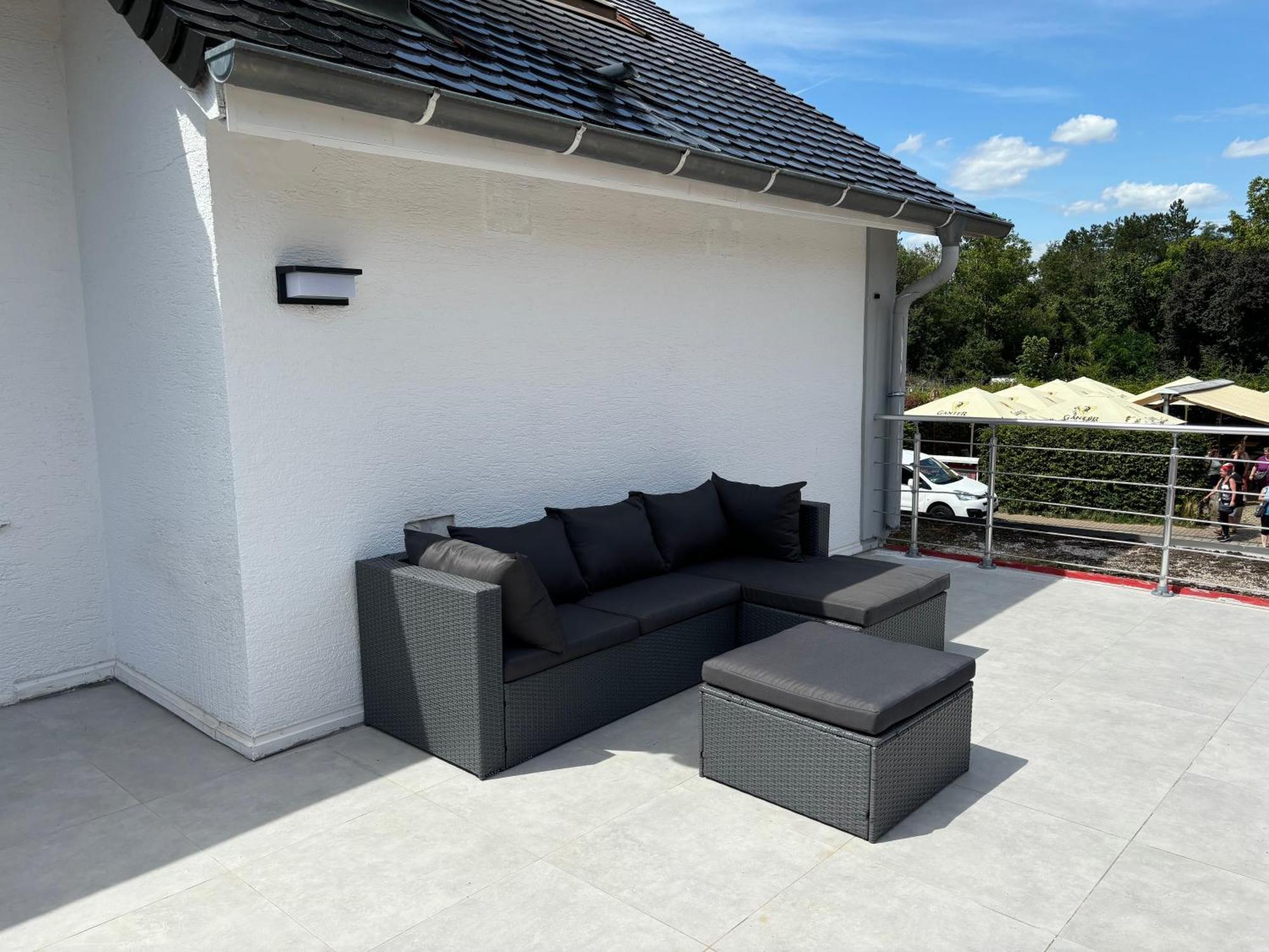 Gesamte Wohnung, Kueche, Parkplatz, Terrasse Bad Bellingen Exterior photo